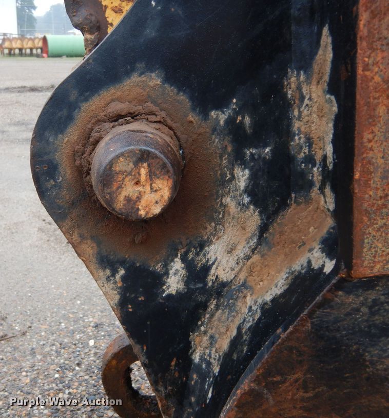 image for item DH2372 Kobelco SK210-8E excavator