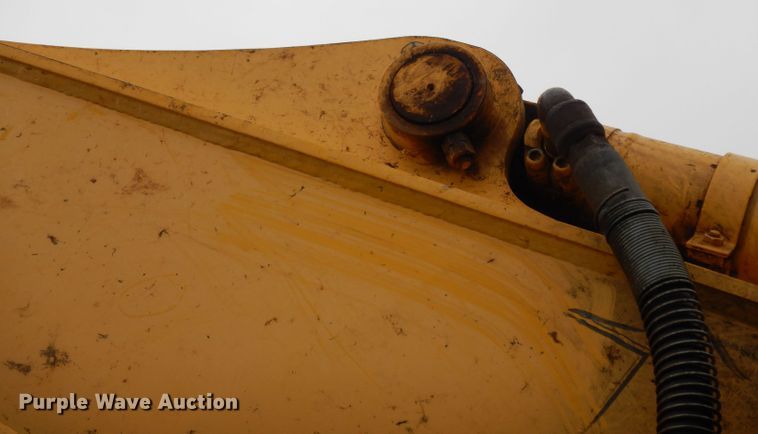 image for item DH2372 Kobelco SK210-8E excavator