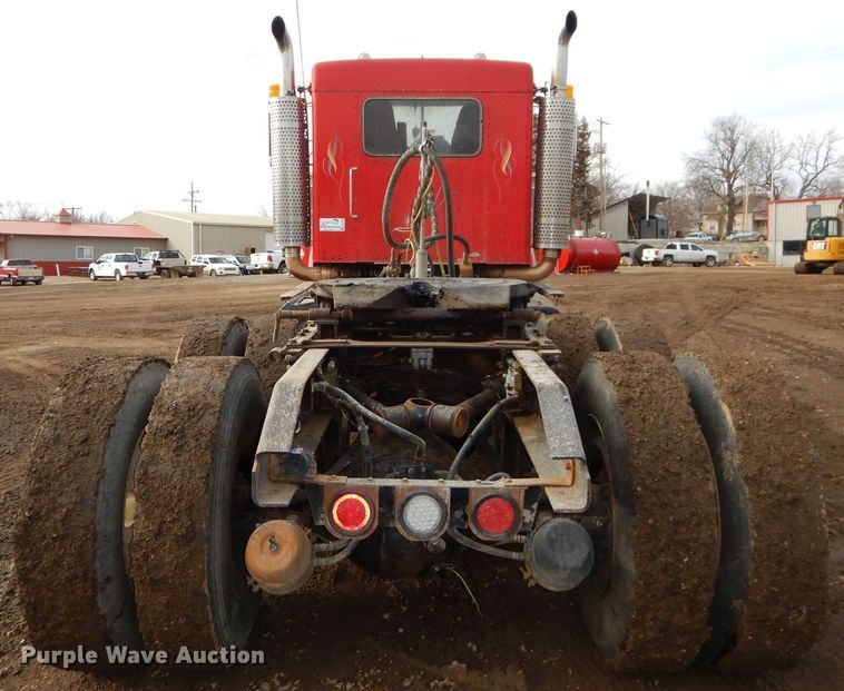 image for item DH4339 2002 Kenworth W900 semi truck