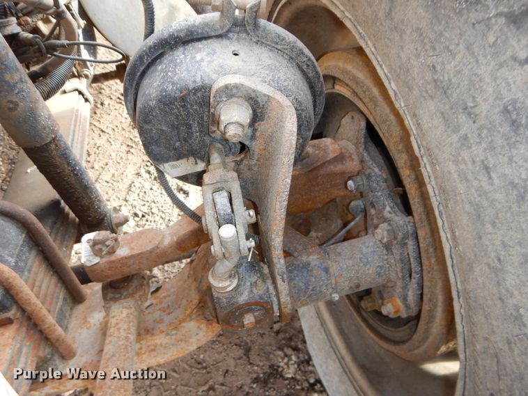 image for item DH4339 2002 Kenworth W900 semi truck