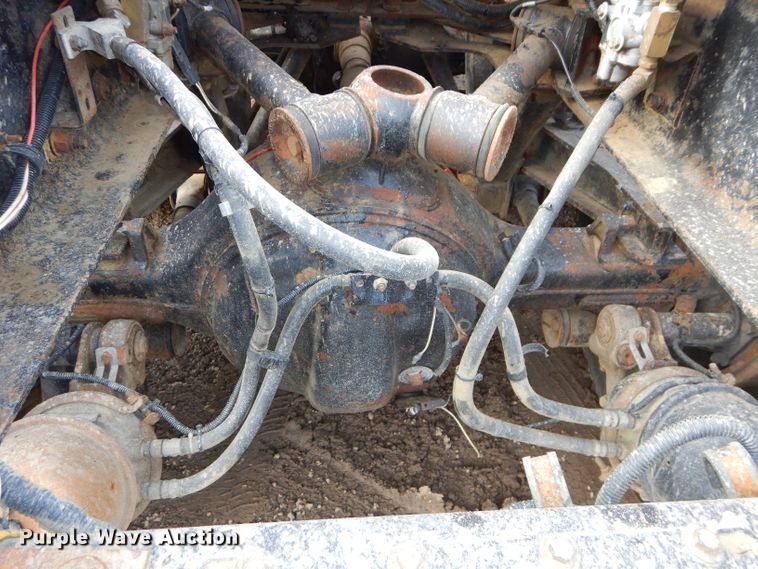 image for item DH4339 2002 Kenworth W900 semi truck