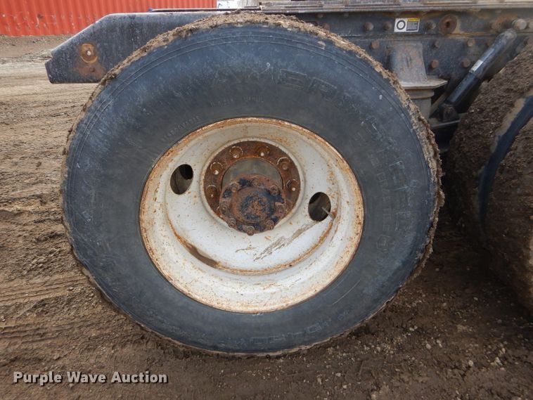 image for item DH4339 2002 Kenworth W900 semi truck