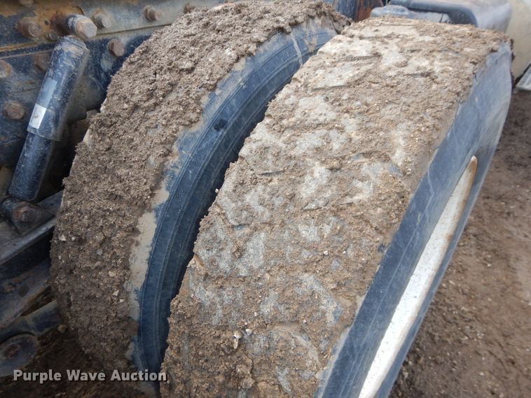 image for item DH4339 2002 Kenworth W900 semi truck