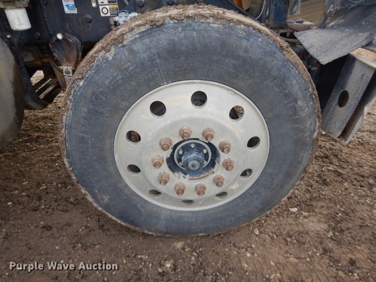 image for item DH4339 2002 Kenworth W900 semi truck