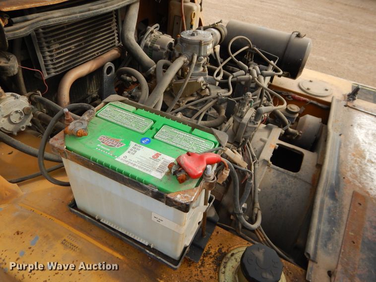 image for item DH4352 1999 Caterpillar GP50 forklift