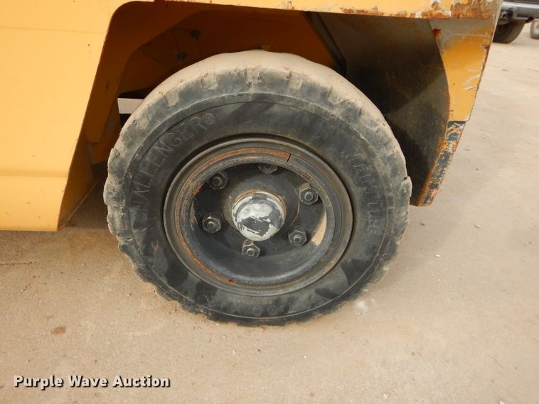 image for item DH4352 1999 Caterpillar GP50 forklift