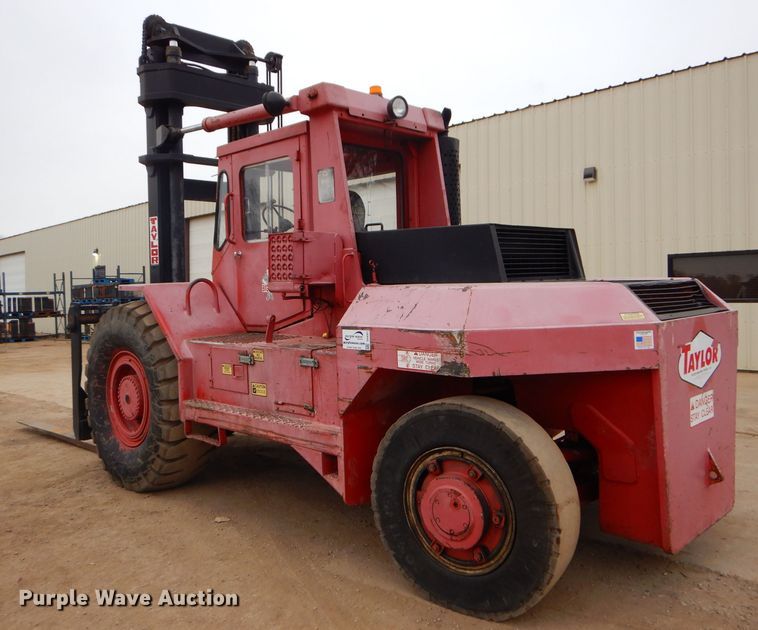 image for item DH4361 1983 Taylor TYB-250M forklift
