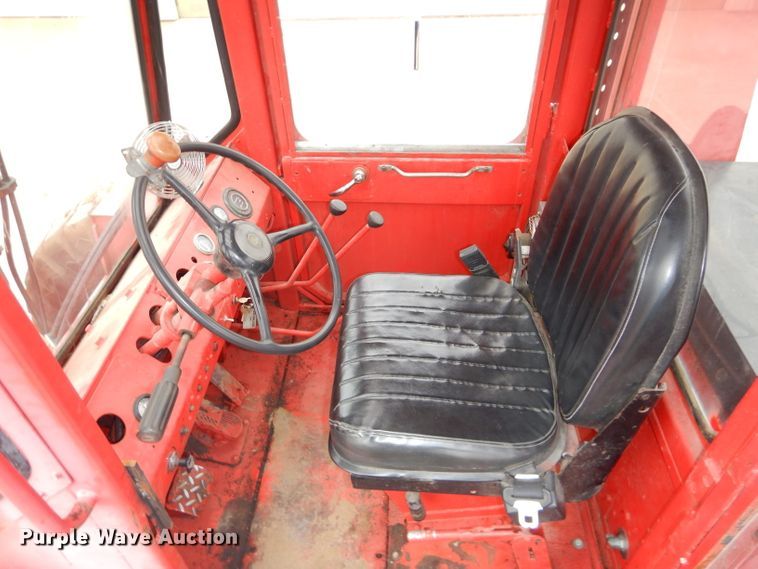 image for item DH4361 1983 Taylor TYB-250M forklift