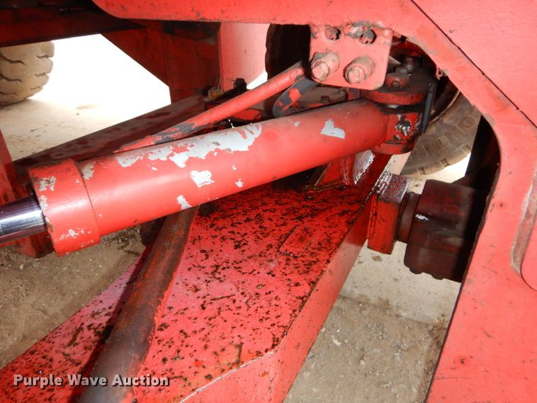 image for item DH4361 1983 Taylor TYB-250M forklift