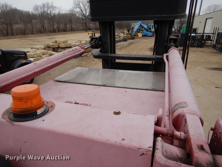 image for item DH4361 1983 Taylor TYB-250M forklift