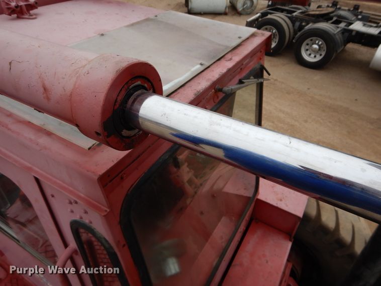 image for item DH4361 1983 Taylor TYB-250M forklift