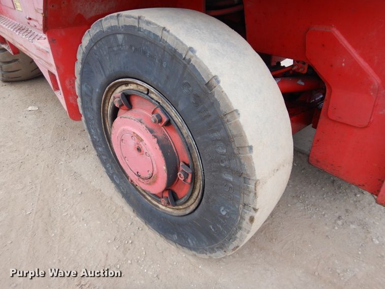 image for item DH4361 1983 Taylor TYB-250M forklift