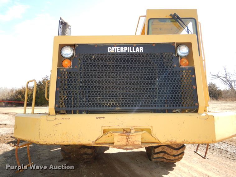 image for item DH4363 Caterpillar 615C elevating scraper