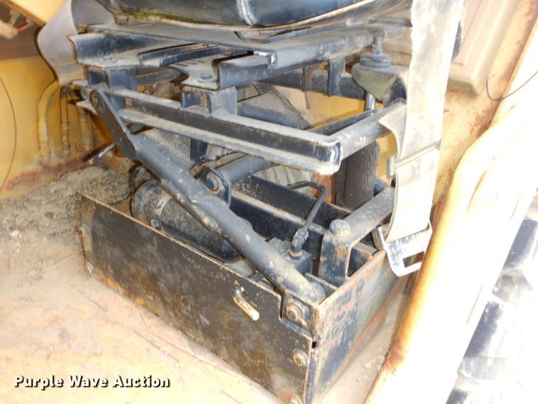 image for item DH4363 Caterpillar 615C elevating scraper