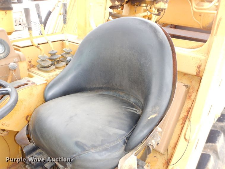 image for item DH4363 Caterpillar 615C elevating scraper