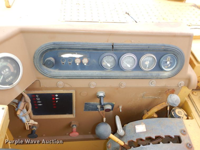 image for item DH4363 Caterpillar 615C elevating scraper