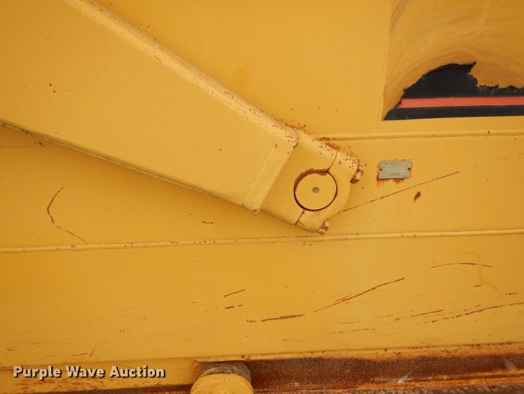 image for item DH4363 Caterpillar 615C elevating scraper