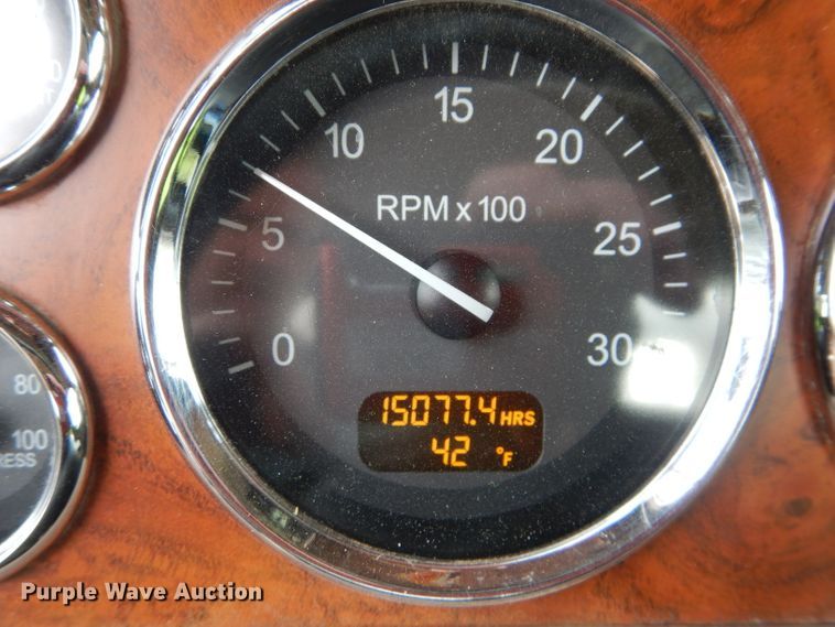 image for item DH4364 2008 Peterbilt 388 semi truck