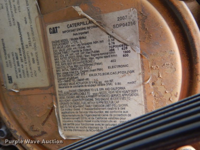 image for item DH4364 2008 Peterbilt 388 semi truck