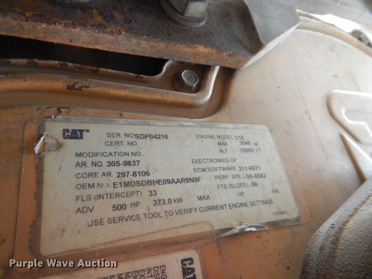 image for item DH4364 2008 Peterbilt 388 semi truck