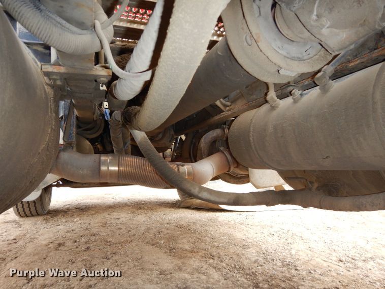 image for item DH4364 2008 Peterbilt 388 semi truck