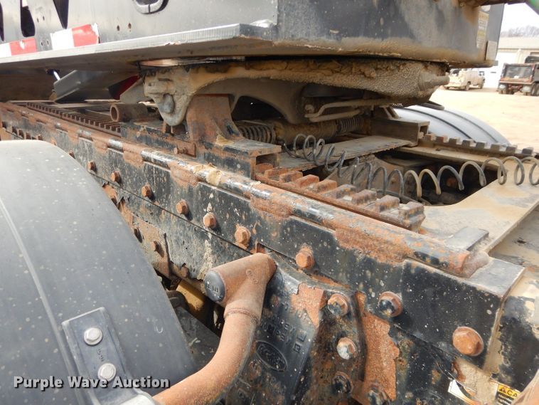 image for item DH4364 2008 Peterbilt 388 semi truck