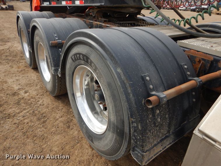 image for item DH4364 2008 Peterbilt 388 semi truck