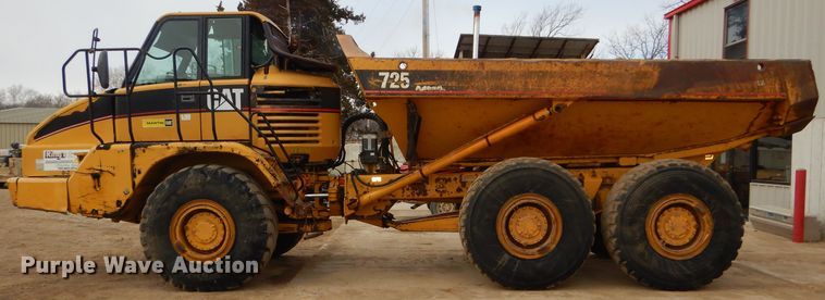 image for item DH4365 2003 Caterpillar 725 haul truck