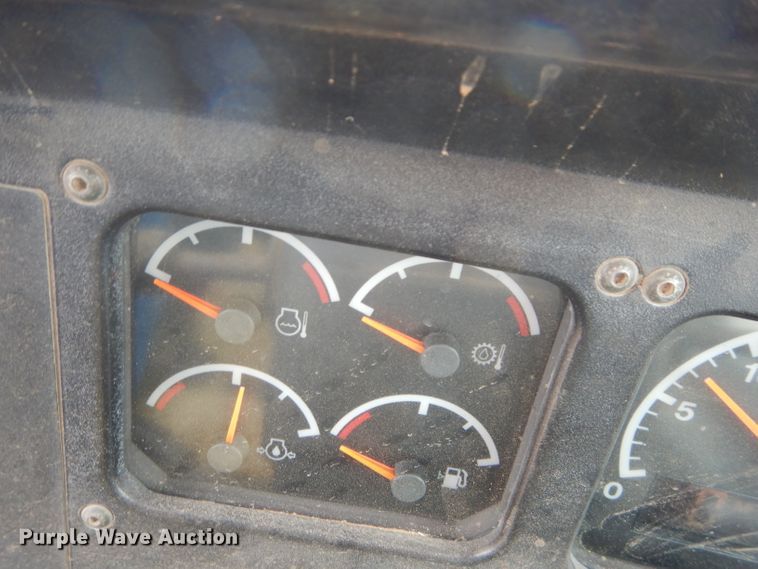 image for item DH4365 2003 Caterpillar 725 haul truck