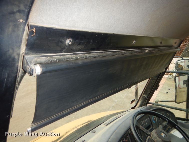 image for item DH4365 2003 Caterpillar 725 haul truck