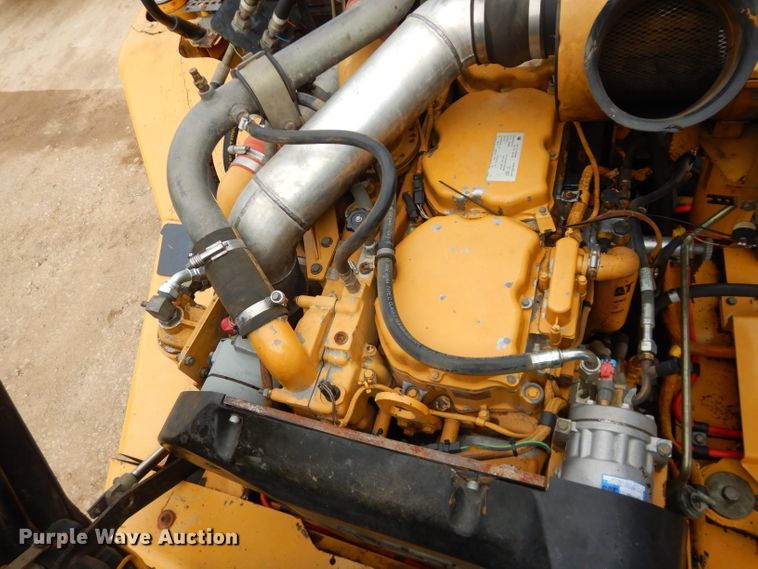 image for item DH4365 2003 Caterpillar 725 haul truck