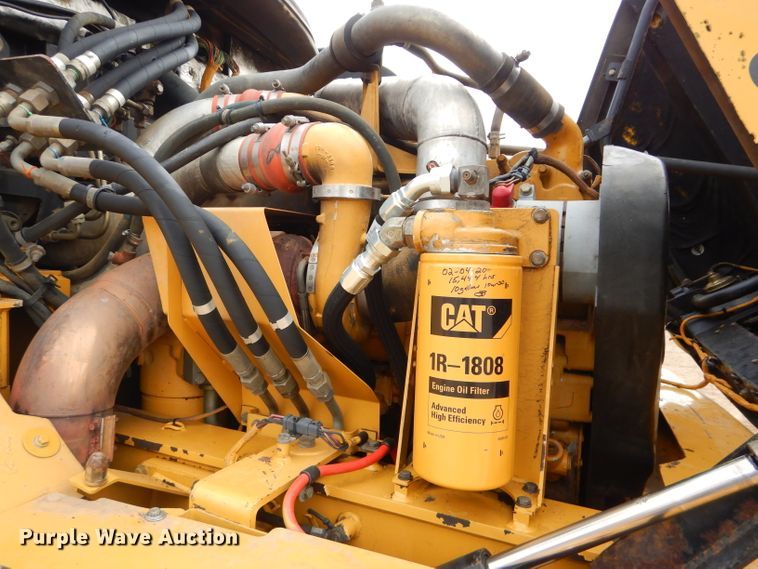 image for item DH4365 2003 Caterpillar 725 haul truck