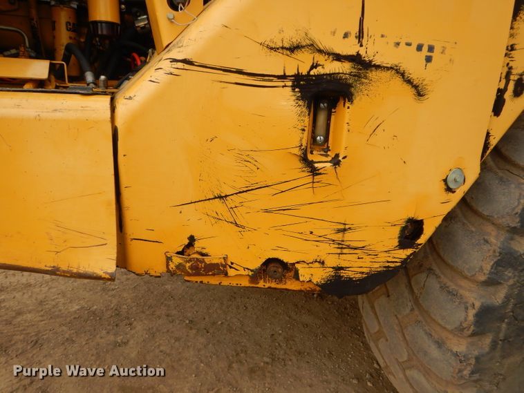 image for item DH4365 2003 Caterpillar 725 haul truck