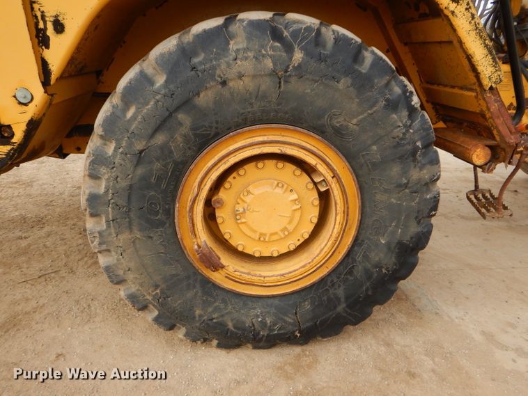 image for item DH4365 2003 Caterpillar 725 haul truck