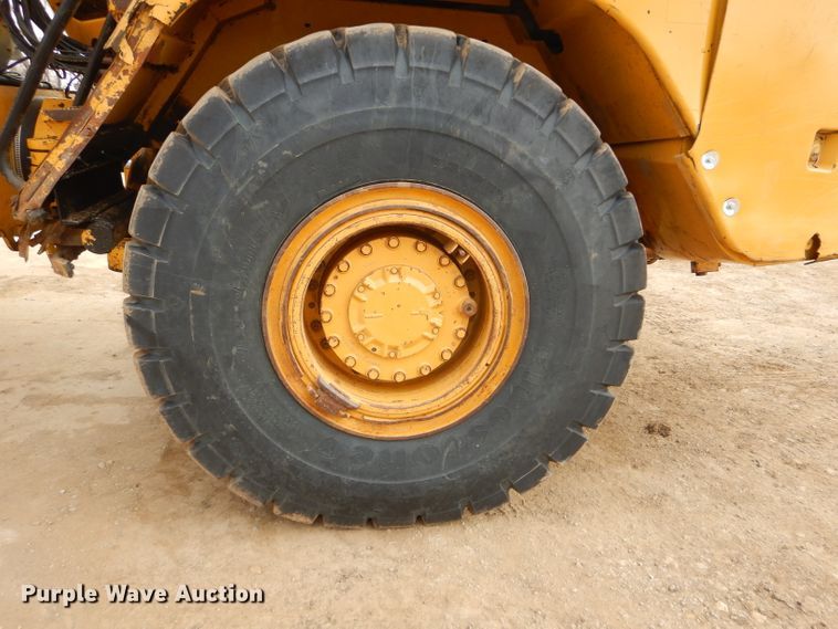 image for item DH4365 2003 Caterpillar 725 haul truck