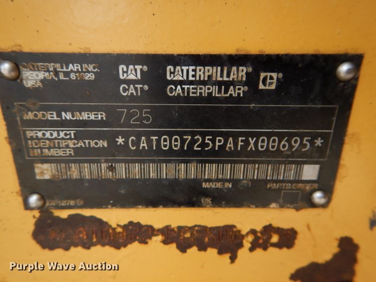 image for item DH4365 2003 Caterpillar 725 haul truck