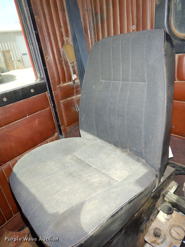 image for item DH4366 2001 Kenworth T800 dump truck