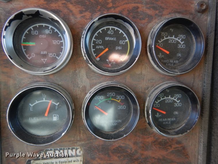 image for item DH4366 2001 Kenworth T800 dump truck