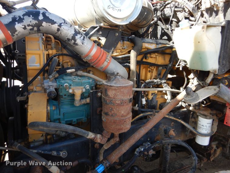 image for item DH4366 2001 Kenworth T800 dump truck