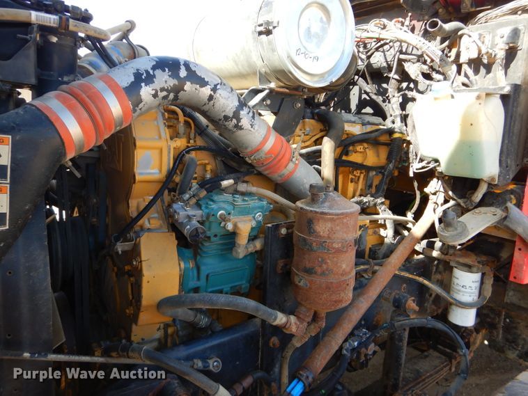 image for item DH4366 2001 Kenworth T800 dump truck