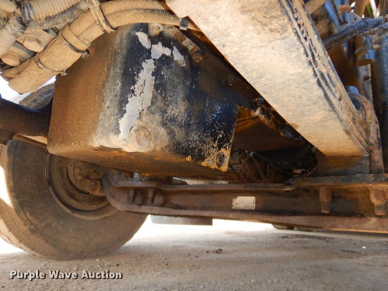 image for item DH4366 2001 Kenworth T800 dump truck