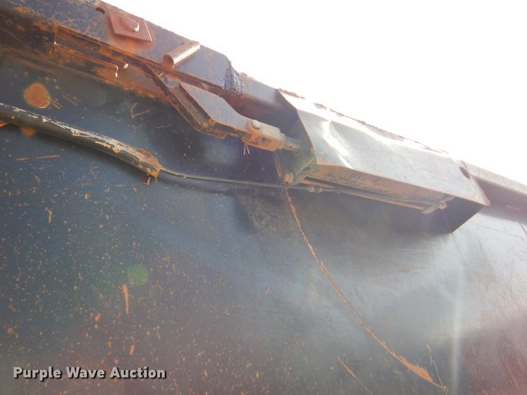 image for item DH4366 2001 Kenworth T800 dump truck