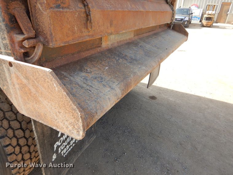 image for item DH4366 2001 Kenworth T800 dump truck