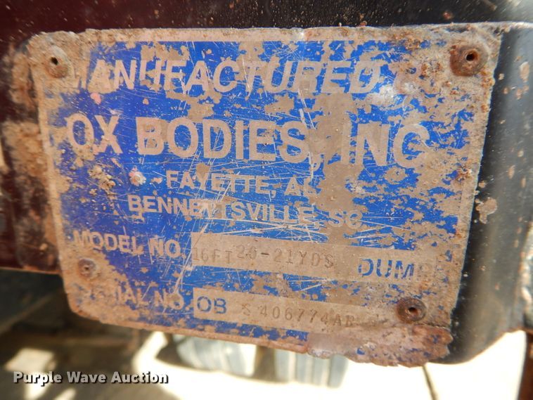 image for item DH4366 2001 Kenworth T800 dump truck