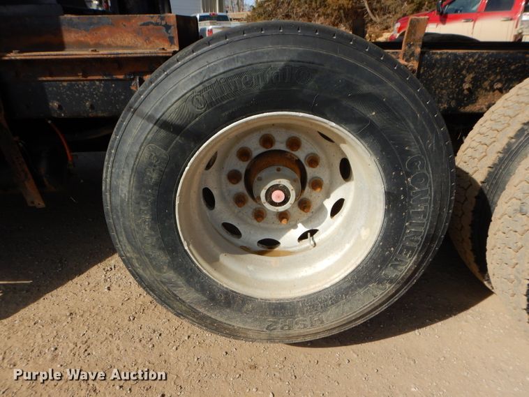 image for item DH4366 2001 Kenworth T800 dump truck