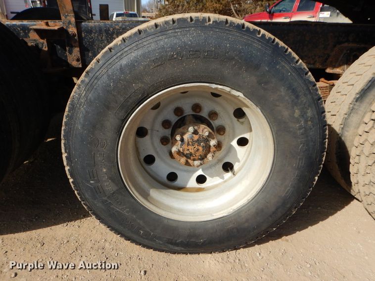 image for item DH4366 2001 Kenworth T800 dump truck