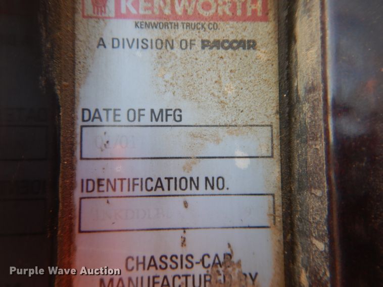 image for item DH4366 2001 Kenworth T800 dump truck