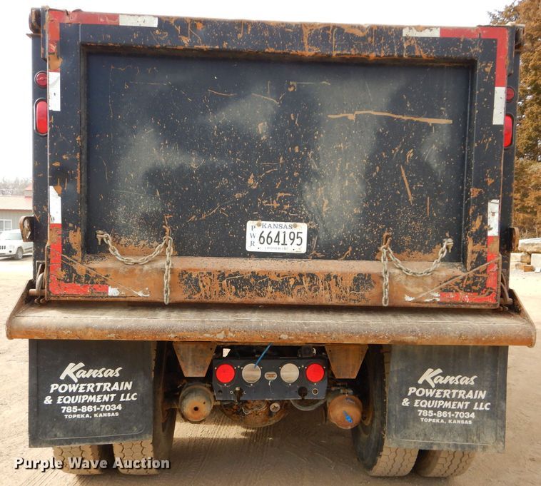 image for item DH4367 2002 Kenworth T800 dump truck