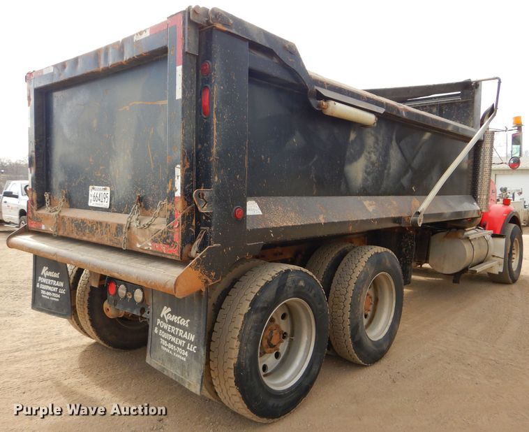 image for item DH4367 2002 Kenworth T800 dump truck
