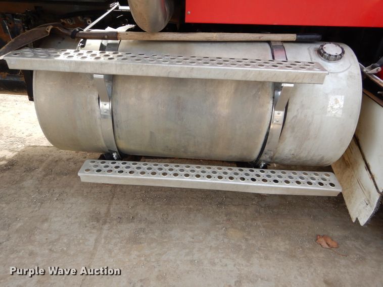 image for item DH4367 2002 Kenworth T800 dump truck